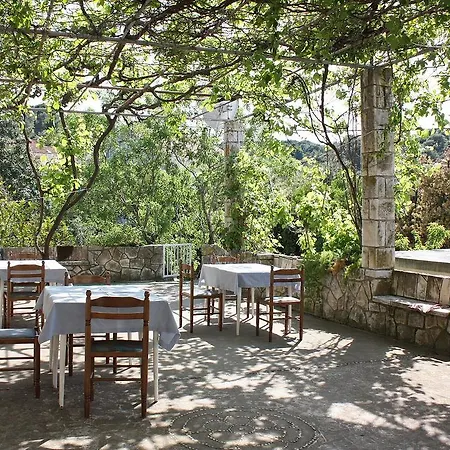 By The Sea Pomena, Mljet - 10426 Apartman Goveđari